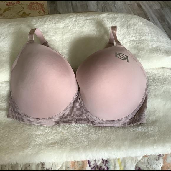 Bebe brassiere full coverage beige push up pads 38DD With underwires. - Picture 1 of 9